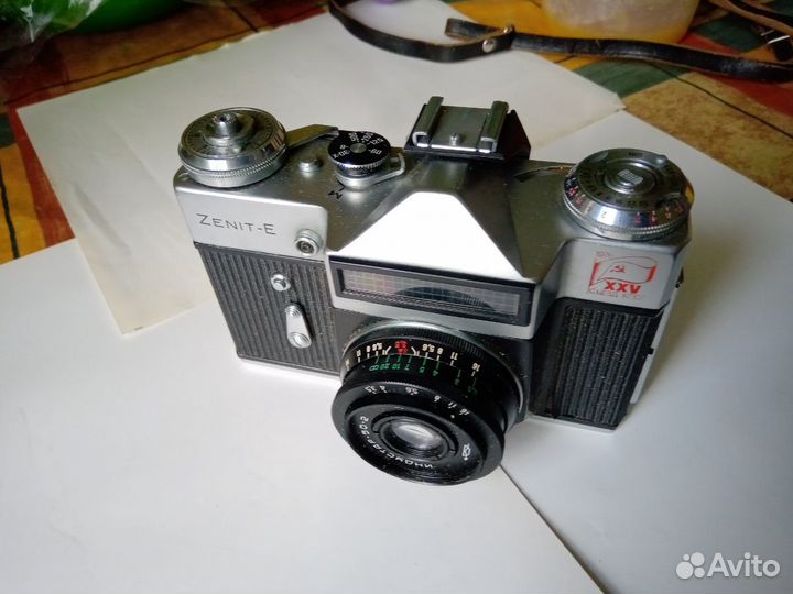 Плёночный фотоаппарат zenit-E