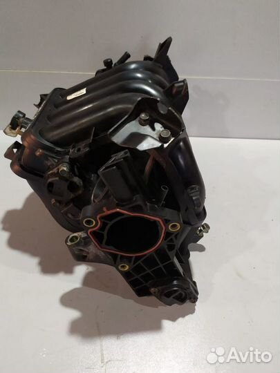 Коллектор впускной (Ресивер) Mazda 3 2009 1.6 л