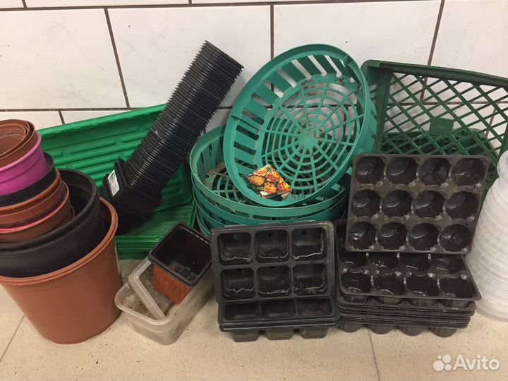 Контейнеры для рассады и цветов