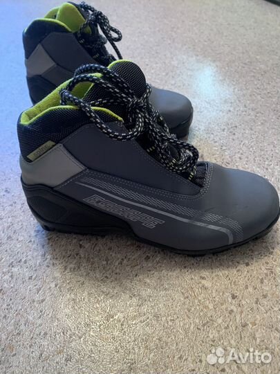 Беговые лыжи