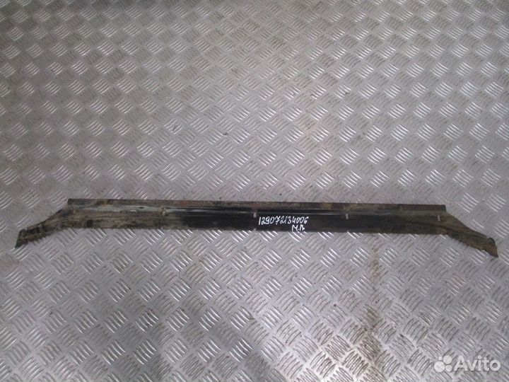 Кронштейн проводки передний за бампером Mercedes-B