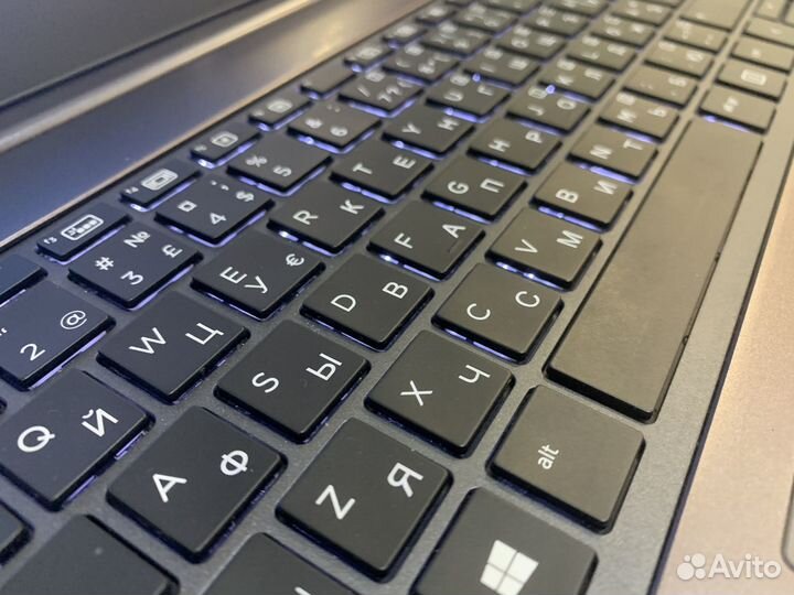 Ноутбук HP ZBook Studio G4 i7HQ 16/512 M1200M 4Gb