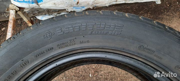 Michelin Latitude Tour HP 255/55 R19 111V