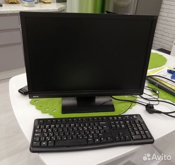 Монитор BenQ G2200WA