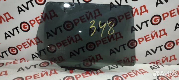 Стекло боковое заднее правое Mitsubishi Airtrek