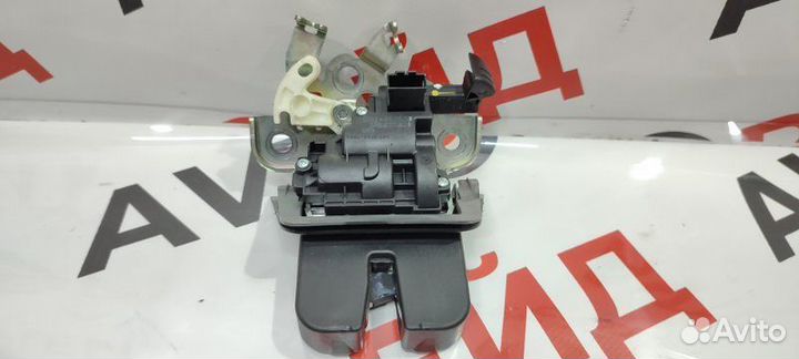 Замок 5-й двери Audi Q5 8R cdnc 08.10.2009