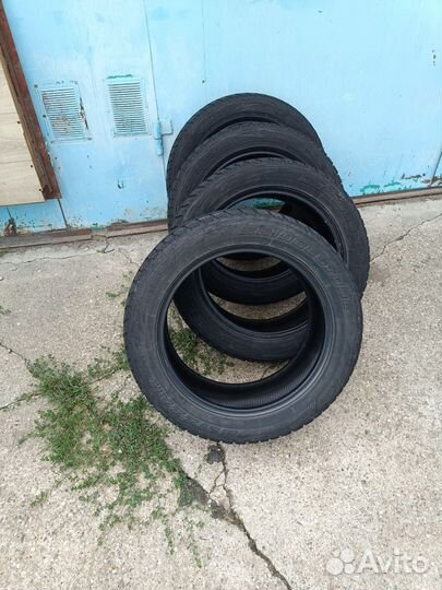 Bridgestone Blizzak DM-V1 235/55 R18 110V