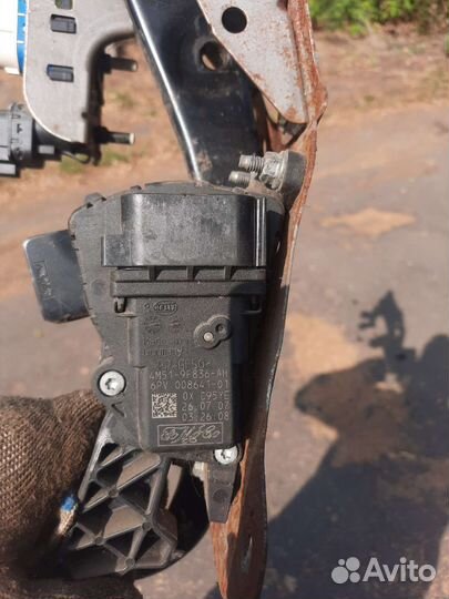 Педаль газа Фокус 2 Focus II