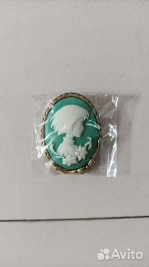 Ходячий замок камея брошь Софи