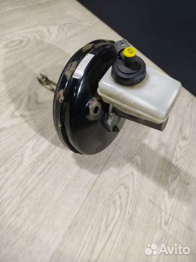 Renault Sandero 1 вакуум с гтц