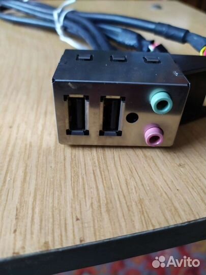 Fujitsu Esprimo, USB / аудио / коммутатор / ввод-в