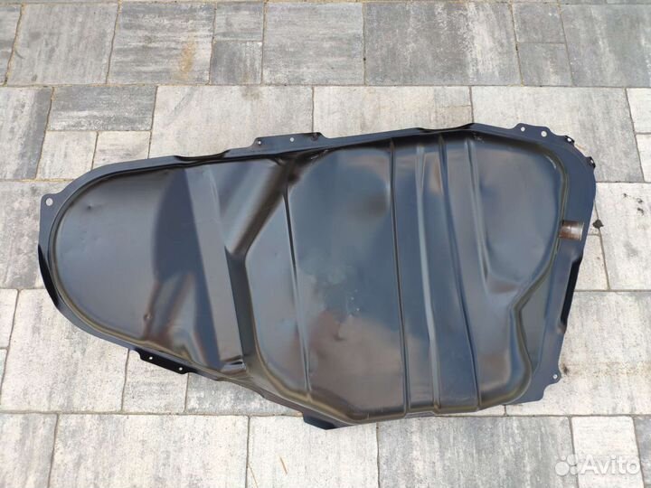 Бензобак BYD F3 / Toyota corolla 120