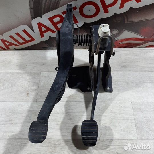 Педальный узел Nissan Almera G15 седан 2014