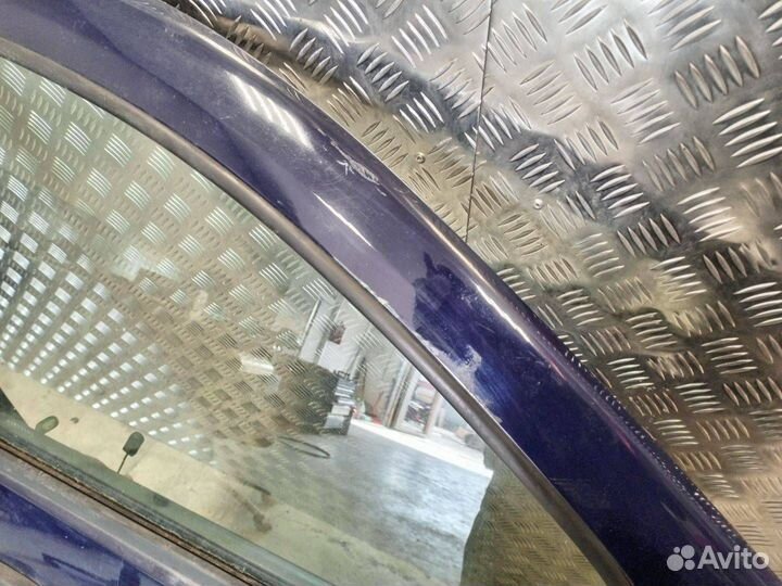 Дверь передняя правая Renault Sandero