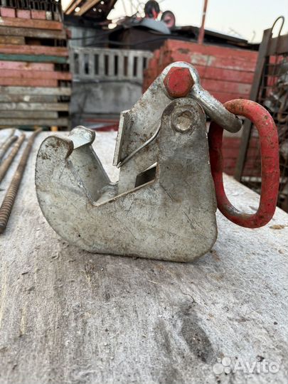 Захват для опалубки