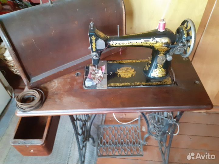 Швейная машинка Зингер, ножная, 1901 г