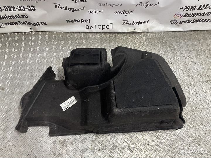 Обшивка багажника Mercedes W204