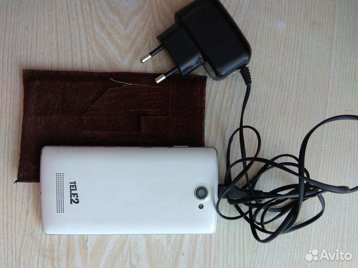Tele2 Maxi, 2/16 ГБ