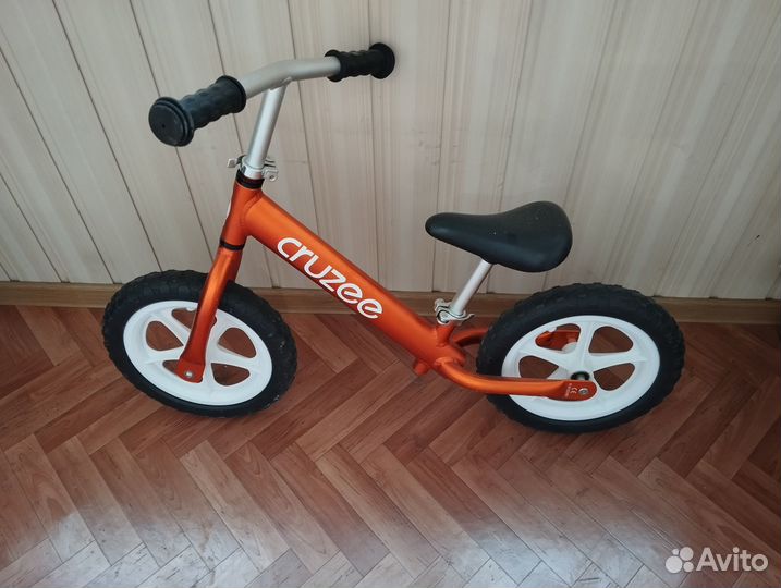 Беговел cruzee
