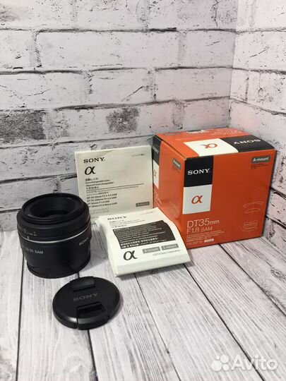 Объектив Sony DT 35mm F1.8 SAM