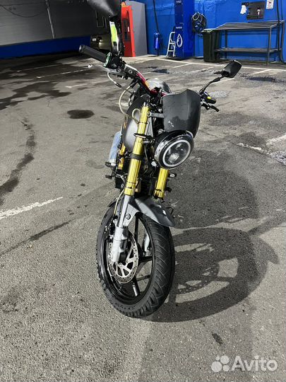 Мотоцикл 250 skrambler