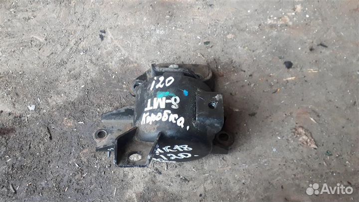 Опора двигателя левая Hyundai i20 2008-2014