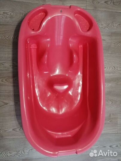 Ванночка для купания с горкой