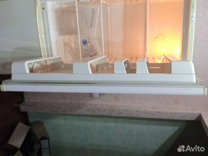 Холодильник stinol