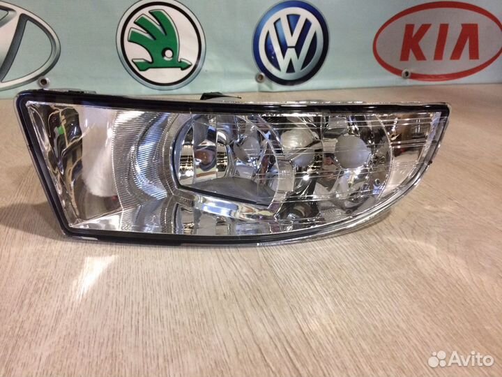 Шкода Октавия 08-13гг Фара противотуманная птф
