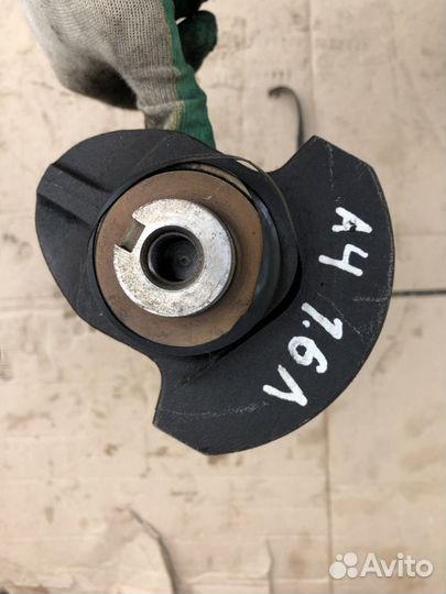 Каленвал AUDi A4 B 5 1.6 Ауди А4 бензин 1.6 литра