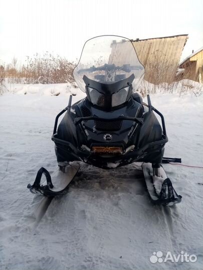 BRP ski - doo skaldic 2017г 550F