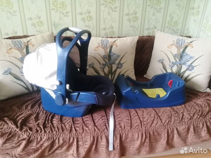 Авто люлька с удобной базой 0 - 13кг chicco