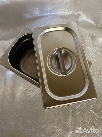 Гастроемкость с крышкой