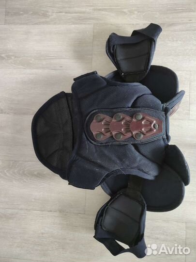 Нагрудник хоккейный CCM sp 620