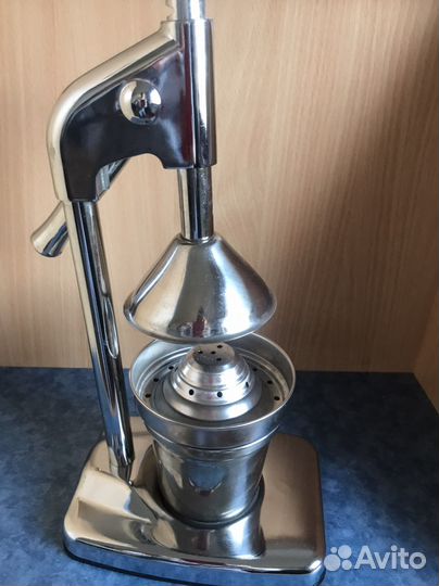 Пресс соковыжималка для цитрусовых и гранат