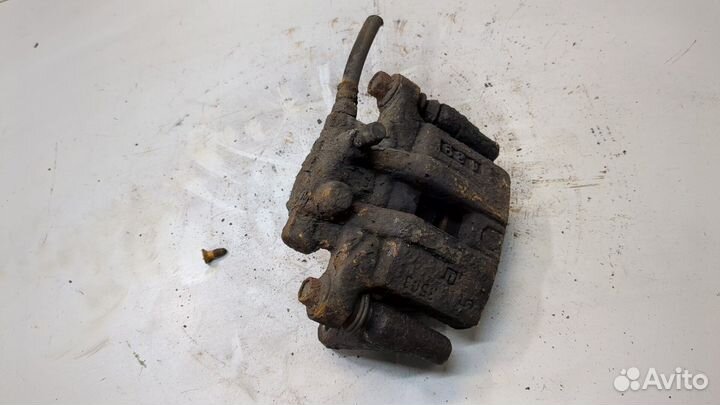 Суппорт Mitsubishi ASX, 2011