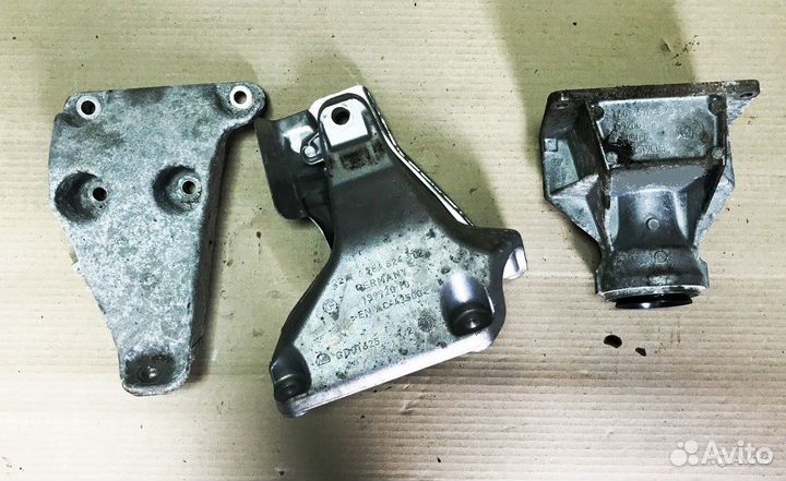 Опора кронштейн двс N20 N20N BMW F30 F32
