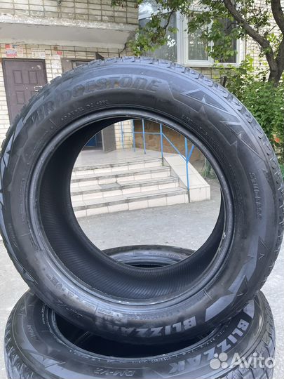 Bridgestone Blizzak DM-V2 235/60 R18 107S