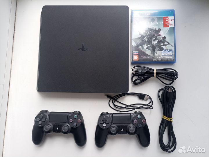 Sony PlayStation 4 slim PS4 + 2 геймпада + диск