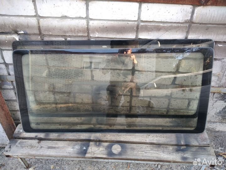 Боковые средние стекла vw t4