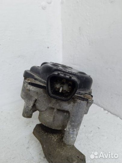 Моторчик стеклоочистителя передний