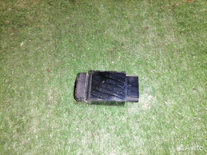 Кнопка противотуманных фар MR190951 Mitsubishi Paj