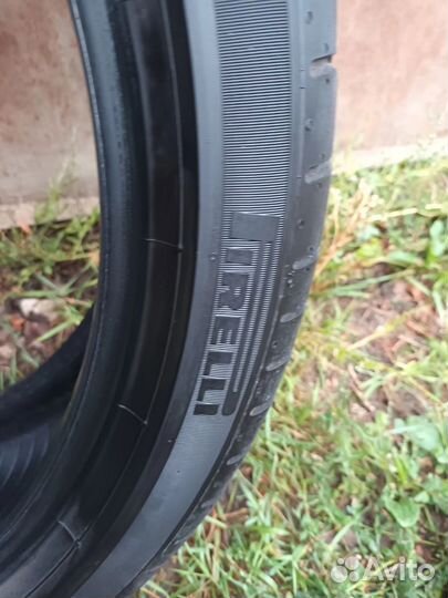 Pirelli P Zero PZ4 225/40 R19