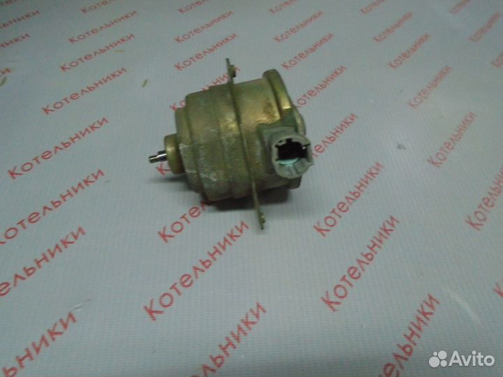 Nissan 21487-CX000 Моторчик вентилятора радиатора