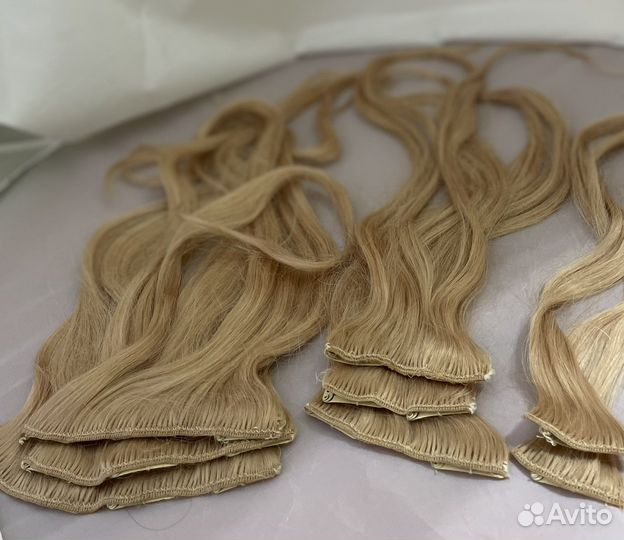 Пряди на заколках