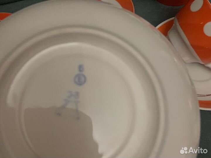 Сервиз чайный в горошек (сьорный)