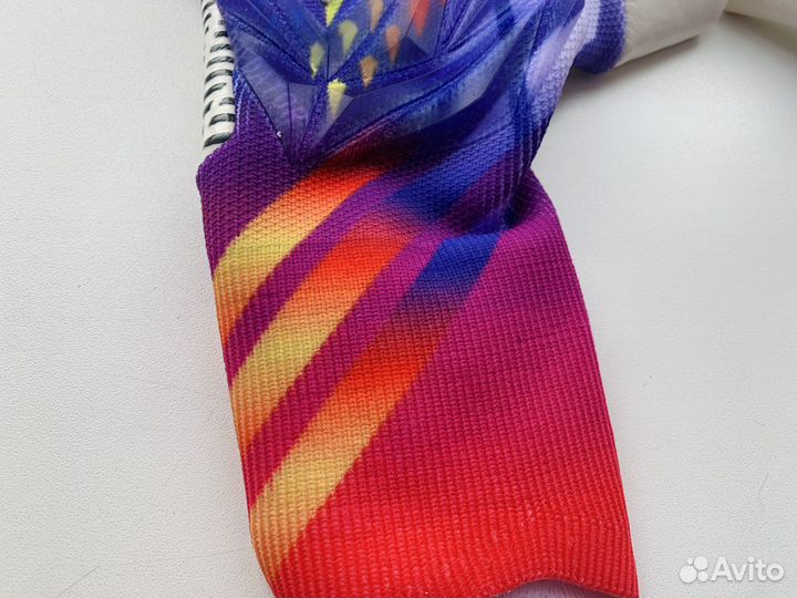 Футбольные перчатки adidas