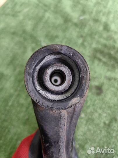 Рычаги задние верхние Mitsubishi Pajero 3