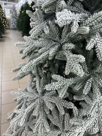 Ель искусственная заснеженная 180