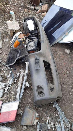 Салон от Nissan primera P11 седан